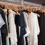 Ramia czy octan? Kluczowe różnice, plusy i minusy – wybierz świadomie materiał idealny